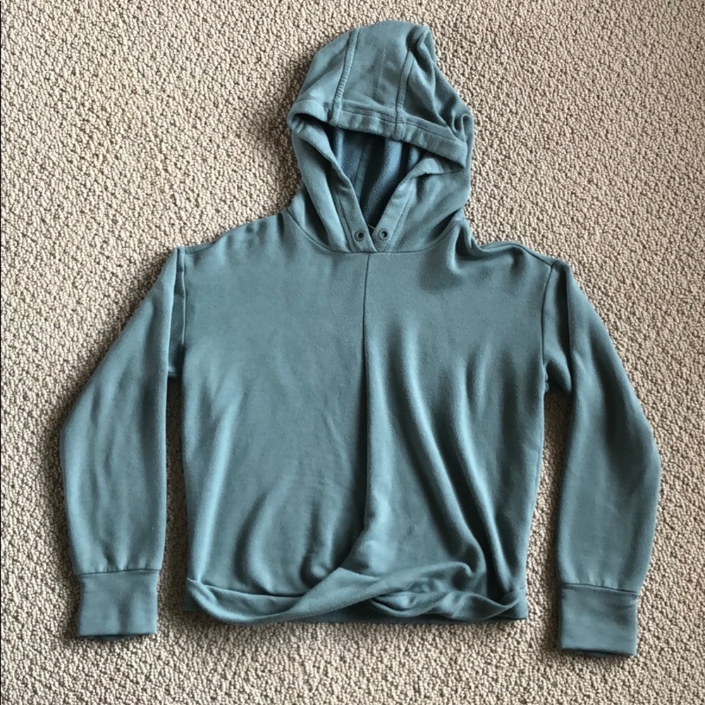 Little girls Athleta sweatshirt size medium 8–10